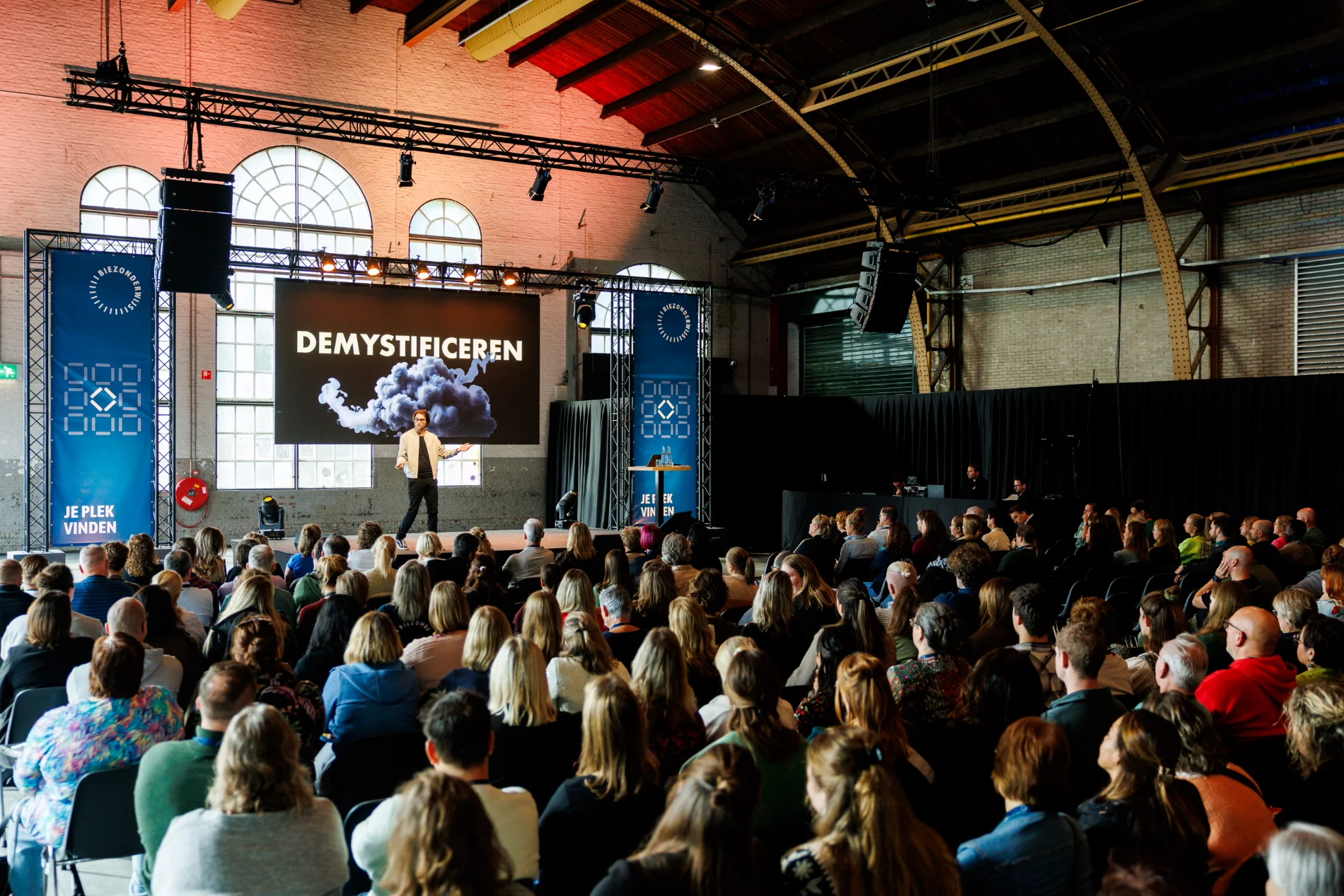 Robbert speaking about AI keynotes